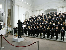 Abschlussvesper der Bischofskonferenz mit Spendung des Bonifatiussegens (© Karl-Franz Thiede)